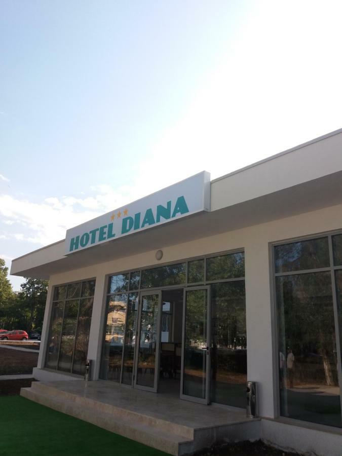 Hotel Diana เอโฟริเอนอร์ด ภายนอก รูปภาพ